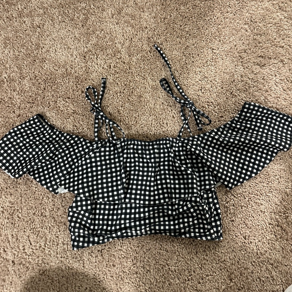 Women’s Albion Fit off the shoulder and tie gingham top🖤